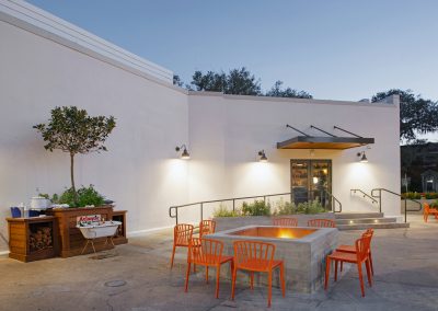 outside dining